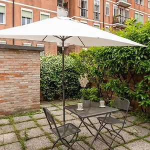 https://apt-garden-houses.hotelslidodijesolo.com